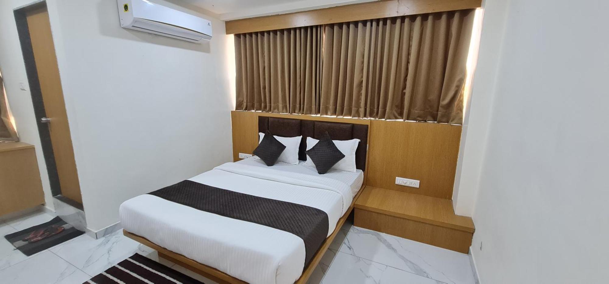 Hotel Vivan วาโดดารา ภายนอก รูปภาพ