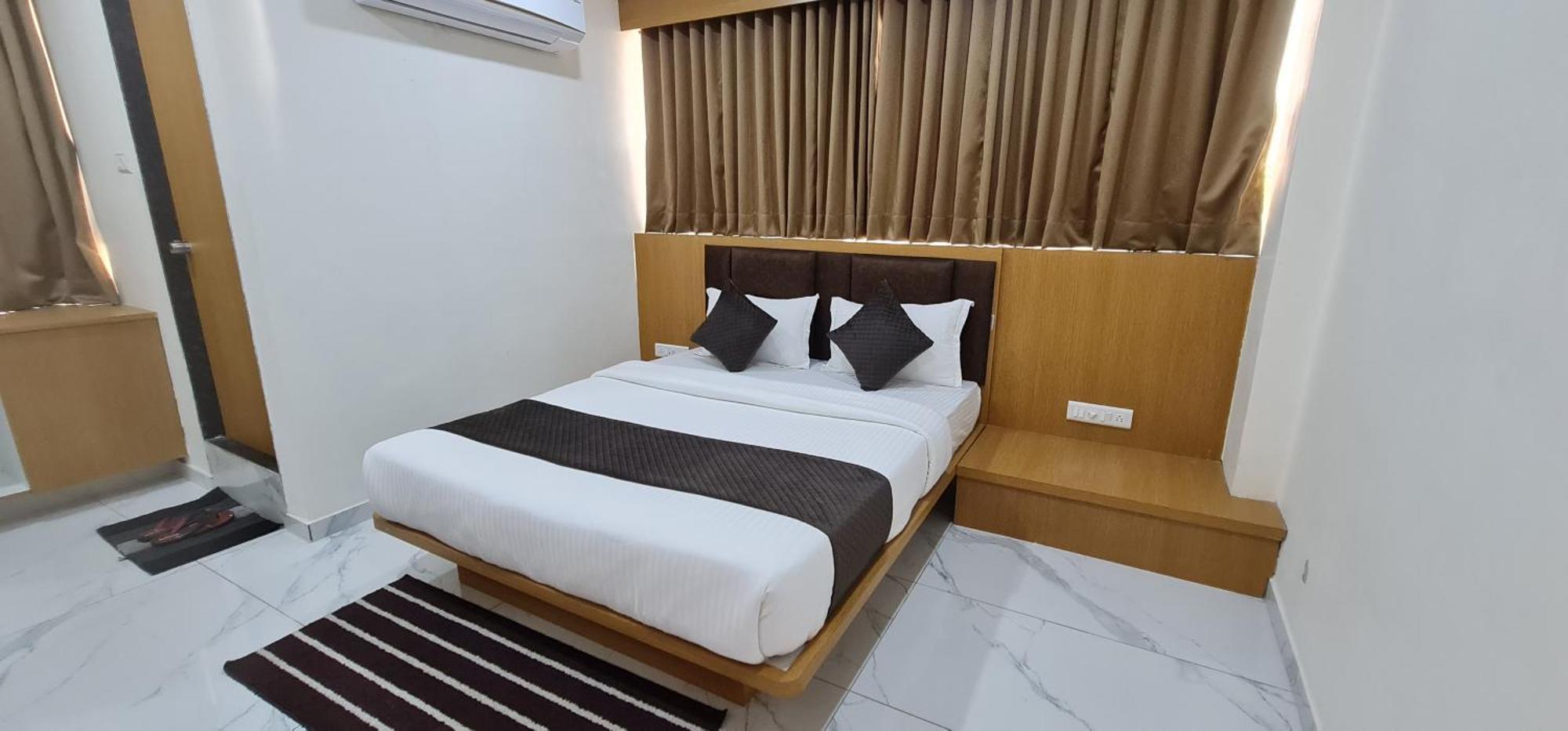 Hotel Vivan วาโดดารา ภายนอก รูปภาพ