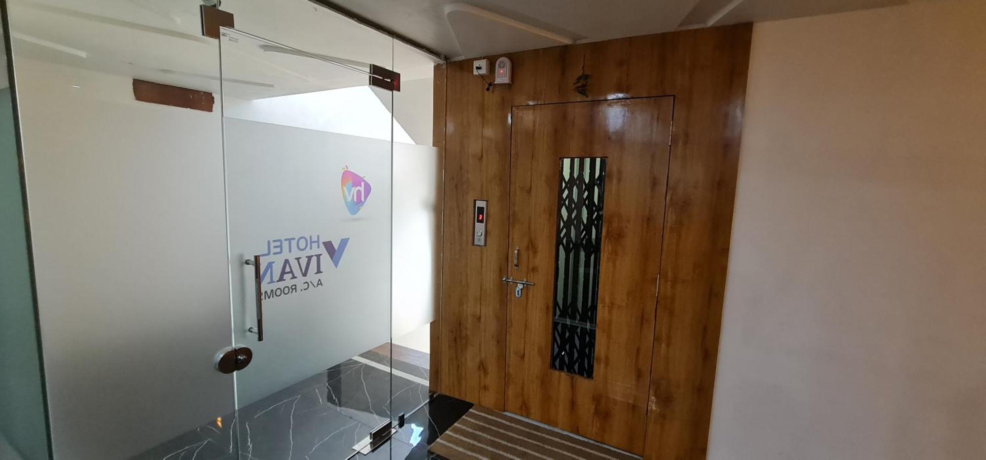 Hotel Vivan วาโดดารา ภายนอก รูปภาพ