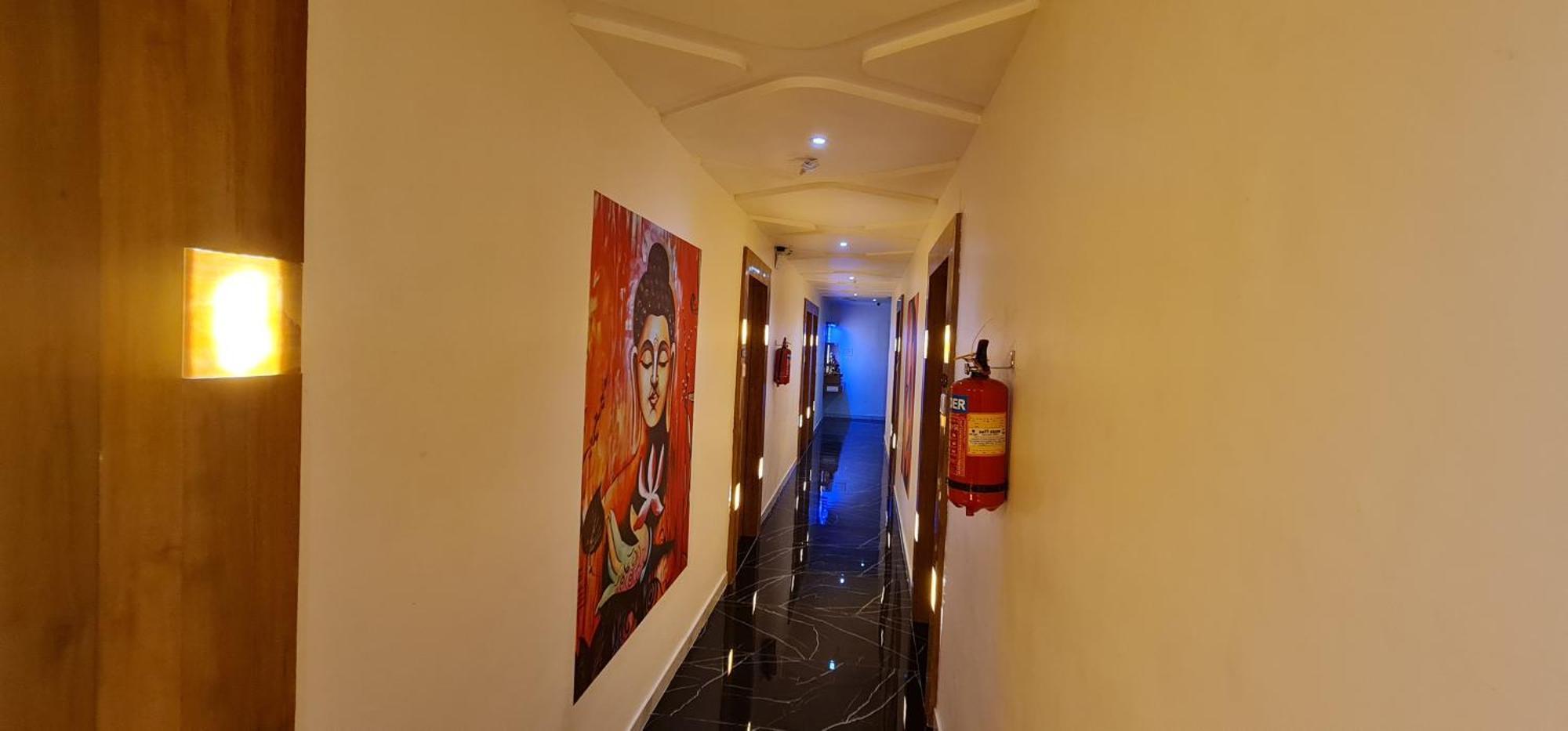 Hotel Vivan วาโดดารา ภายนอก รูปภาพ